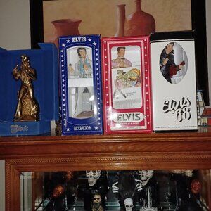 Elvis Decanters/Music boxes